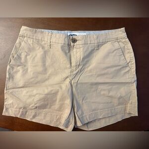 🌦️Come Clean Closet Sale🌦️ Old navy tan shorts